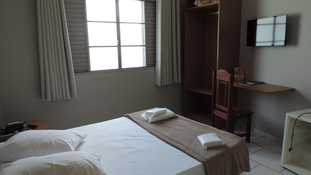 Presidente Hotel Passos Kültér fotó